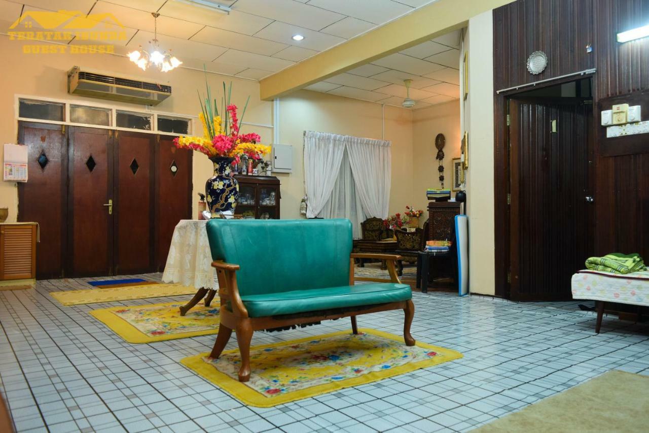 Teratak Ibunda Guest House Kota Bharu Extérieur photo